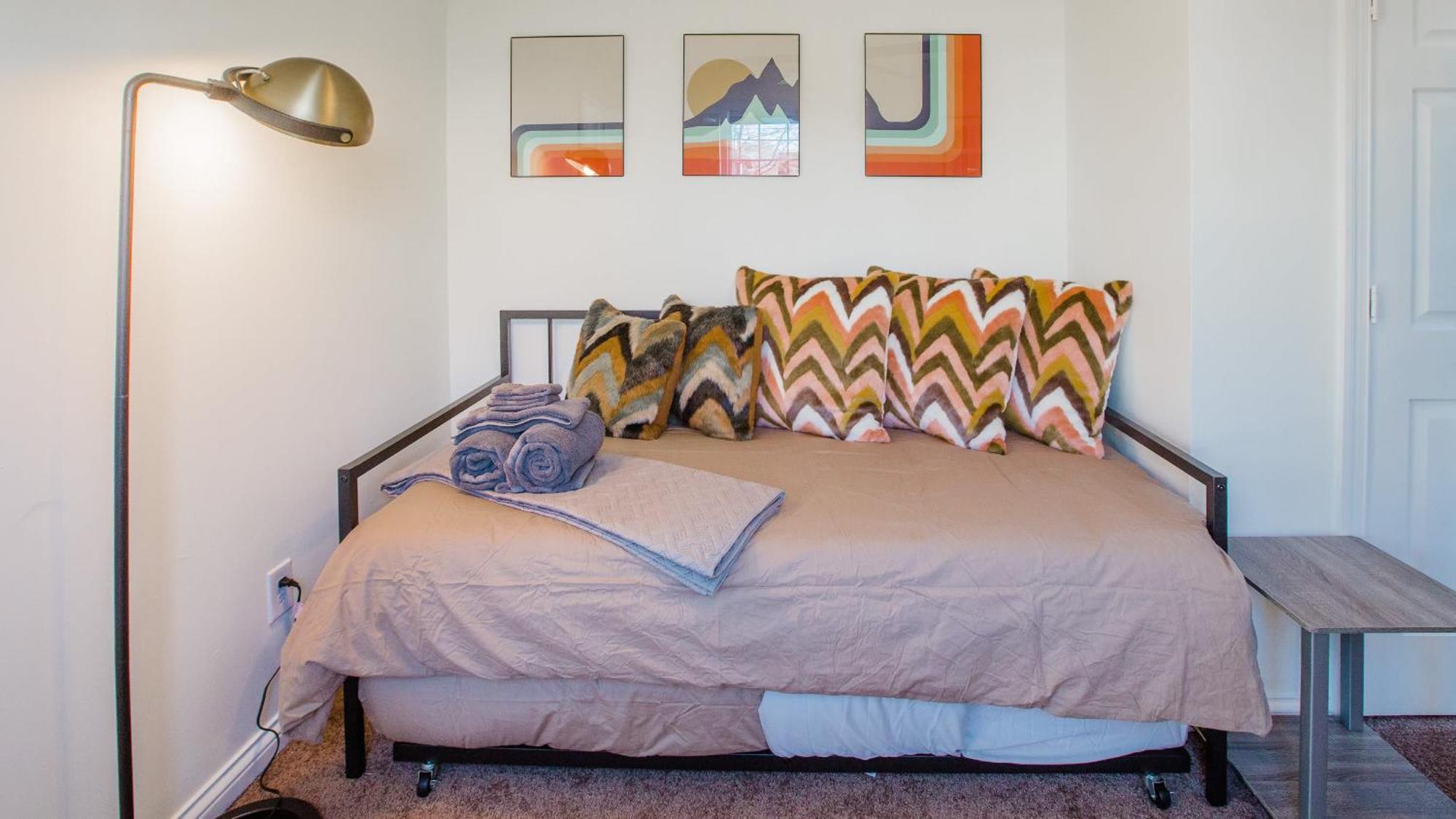 5 Mins To Speedway! Walk To Zoo, Wr Park, Iupui! Villa Indianapolis Ngoại thất bức ảnh