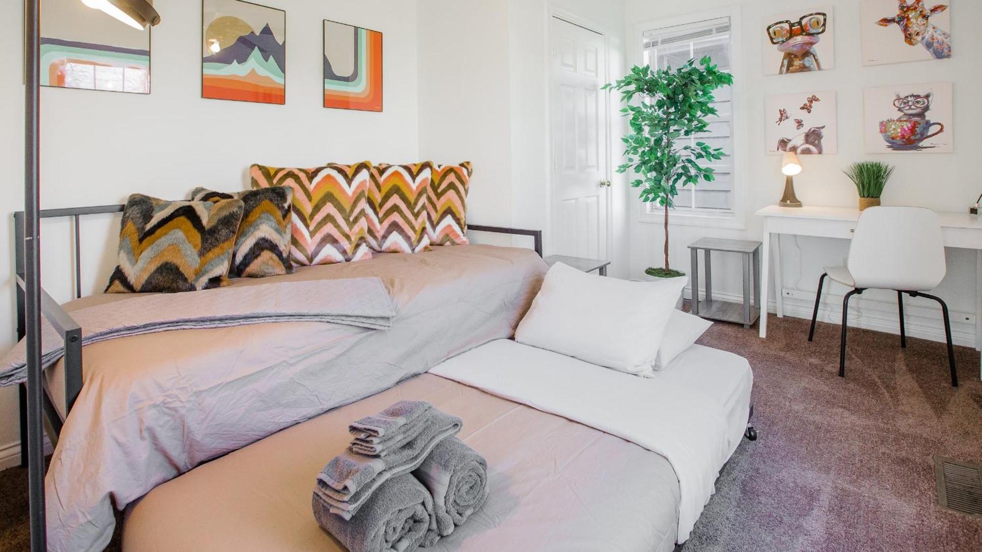 5 Mins To Speedway! Walk To Zoo, Wr Park, Iupui! Villa Indianapolis Ngoại thất bức ảnh