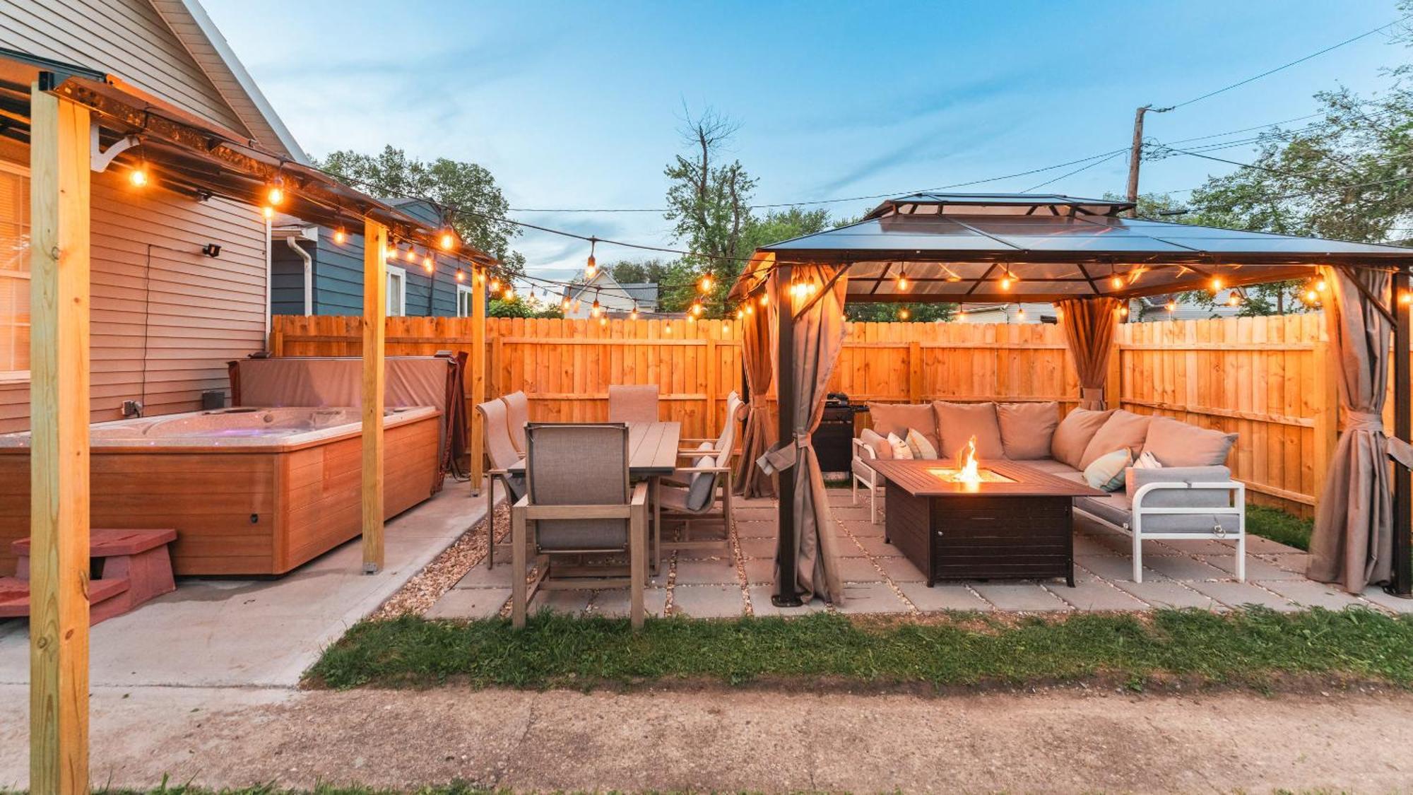 5 Mins To Speedway! Walk To Zoo, Wr Park, Iupui! Villa Indianapolis Ngoại thất bức ảnh